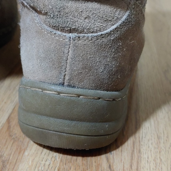 BareTraps Aero Leather Round Toe Winter Boots 6 - Picture 11 of 16